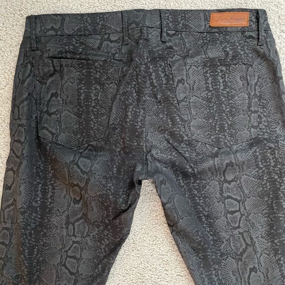 Lucky brand snakeskin print black jeans - Picture 5 of 10